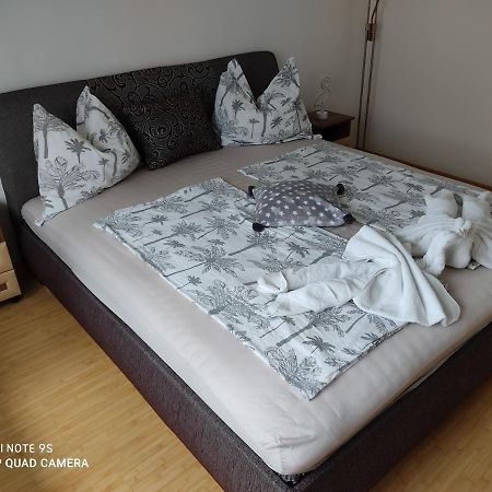 Fox Apartmanok Hévíz المظهر الخارجي الصورة