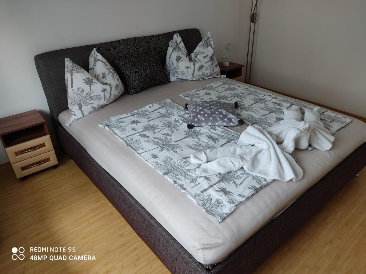 Fox Apartmanok Hévíz المظهر الخارجي الصورة