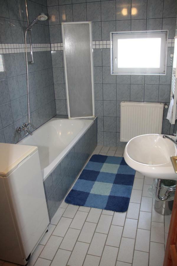 Fox Apartmanok Hévíz المظهر الخارجي الصورة